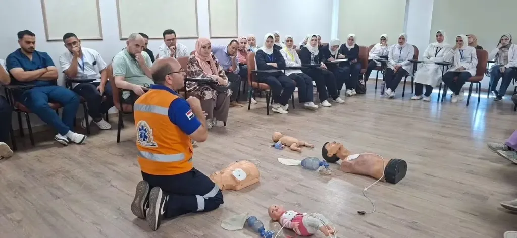 محافظ الغربية يشيد بجهود هيئة الإسعاف في تدريب الأطقم الطبية على الإنعاش القلبي الرئوي الأساسي