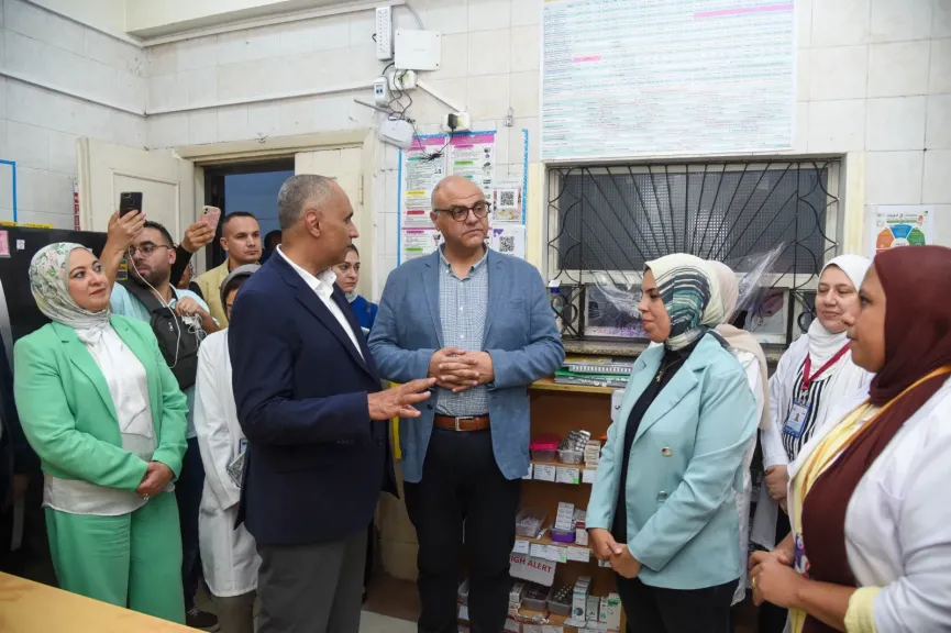 محافظ الإسكندرية يُدشّن الحملة القومية للتطعيم ضد الحصبة الألمانية
