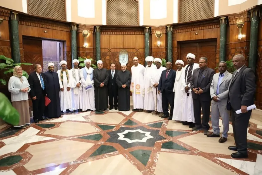 الطيب لشيوخ الطرق الصوفية السودانية: عليكم بفتح قنوات الحوار وتغليب الحلول السلمية حقنا لدماء الأبرياء